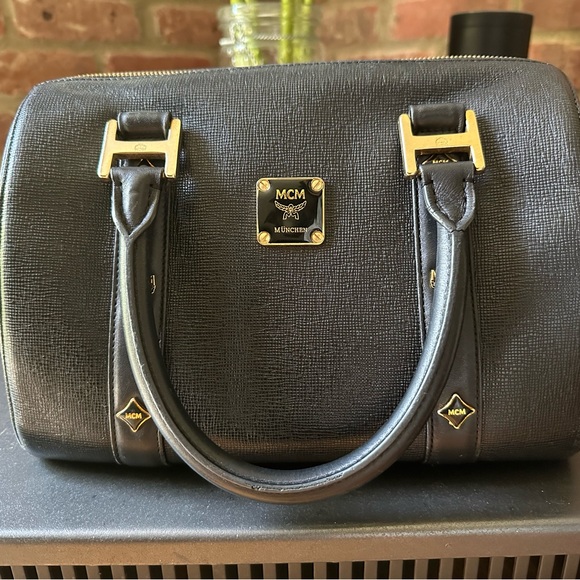 Authentic MCM Boston Bag - Picture 4 of 11